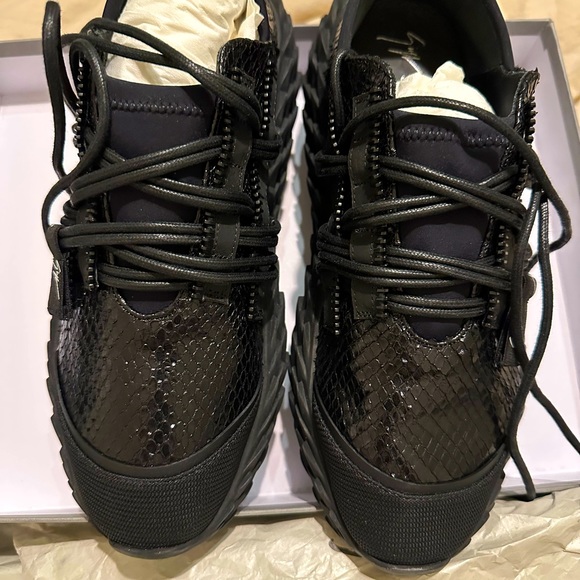 Never been worn Giuseppe sneakers!!!! - Picture 1 of 6